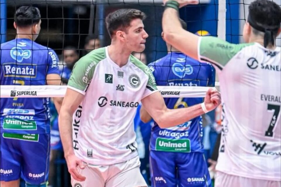 Partida entre Vôlei Renata e Goiás Vôlei