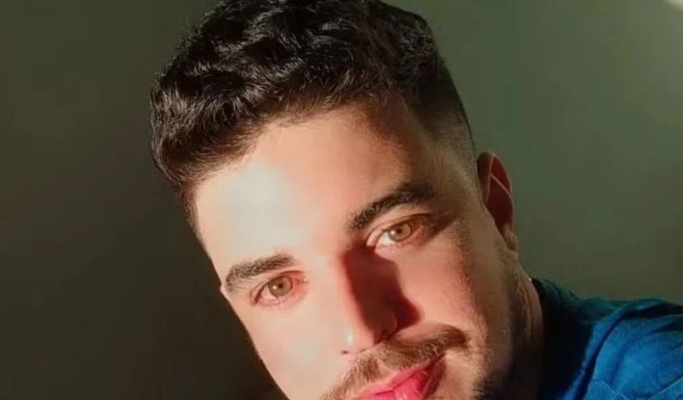 Vítima foi identificada como Ian Rodrigues Antunes Caldeira (foto).
