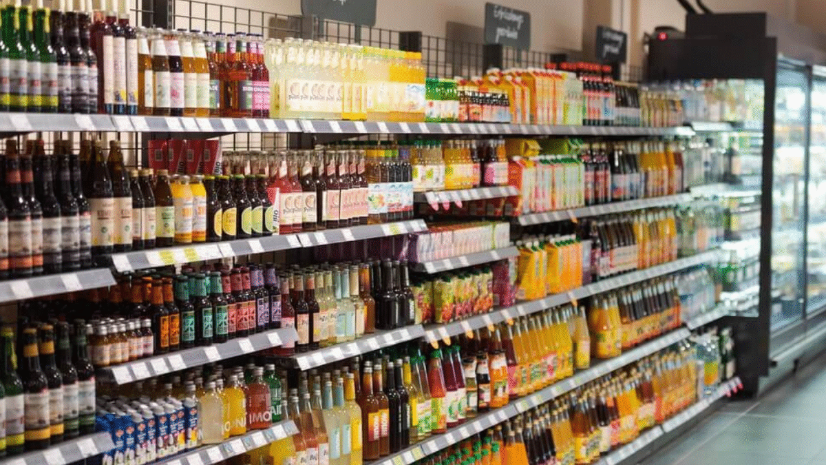 Projeto que amplia funcionamento de distribuidoras é aprovado na CCJ, em Goiânia (Foto: Freepik)