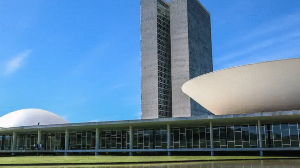 Câmara aprova novo programa de incentivo de até R$ 15 bi à indústria química de 2027 a 2031 (Foto: Agência Brasil)