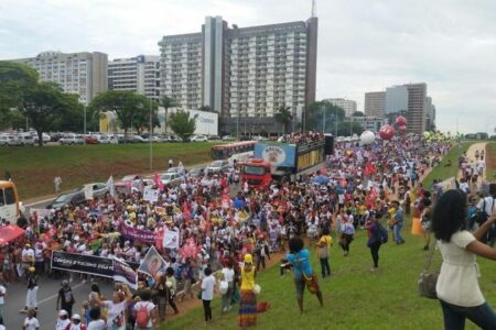 Marcha Nacional das Mulheres Negras realiza audiência pública em Goiânia em comemoraçãoa os 10 anos de caminhada