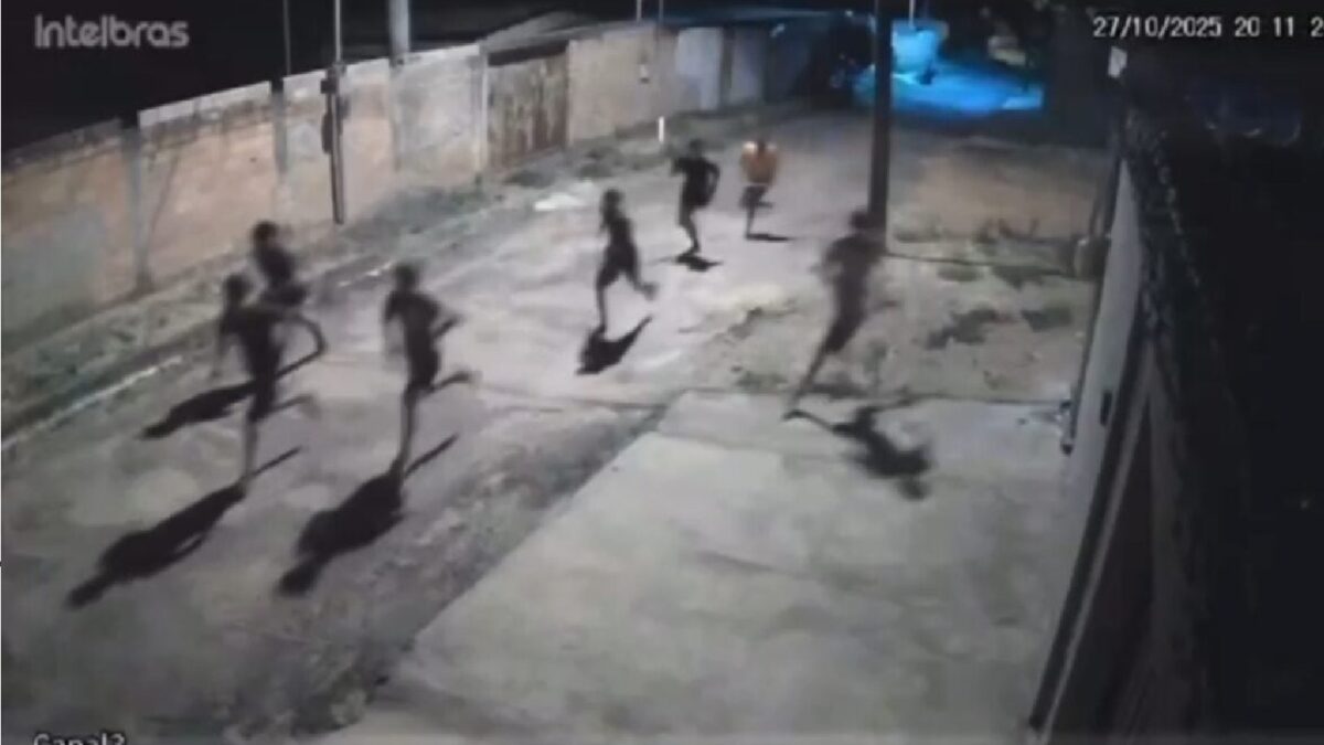 Imagem mostra menores correndo após tentativa de homicídio em Caldas Novas