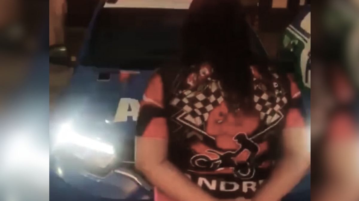 Adolescente é apreendida após tentar matar jovem a facadas em Valparaíso (Foto: Divulgação/Polícia Militar)