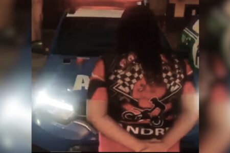 Adolescente é apreendida após tentar matar jovem a facadas em Valparaíso (Foto: Divulgação/Polícia Militar)