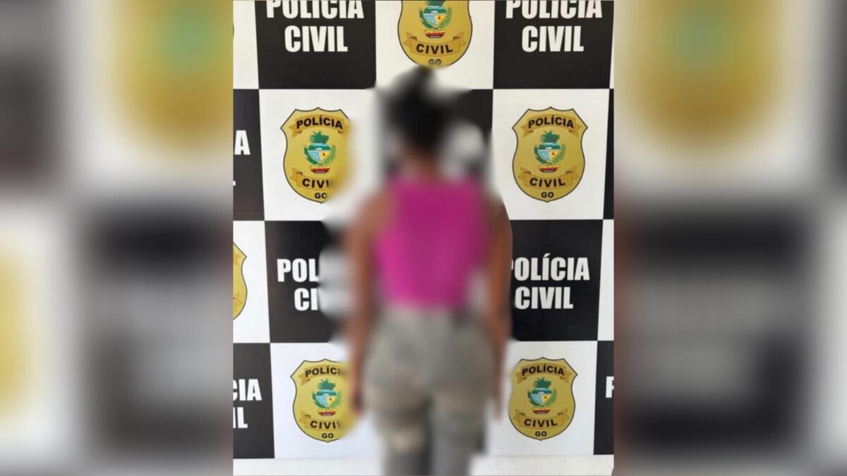 Imagem da suspeita presa