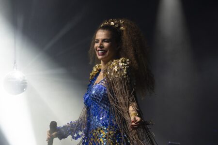 Vanessa da Mata apresenta turnê “Todas Elas” em Goiânia nesta sexta-feira (17)