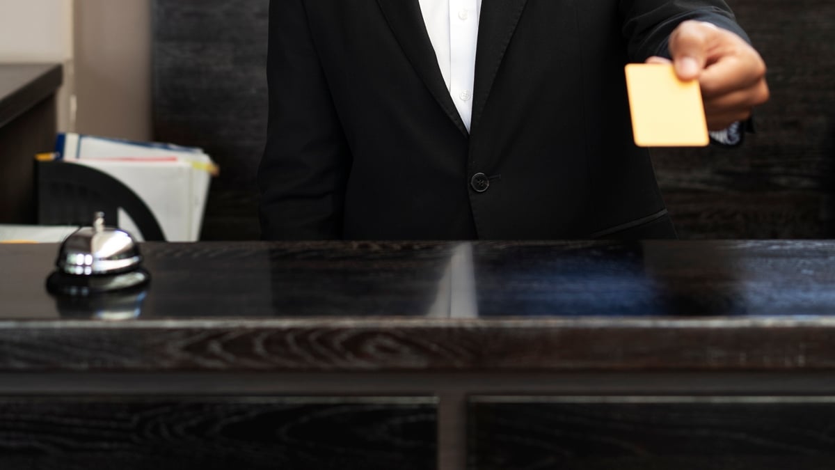 TRT-GO reconhece que cargo de confiança recebe em dobro em dia de folga, mas autor perde ação por falta de prova