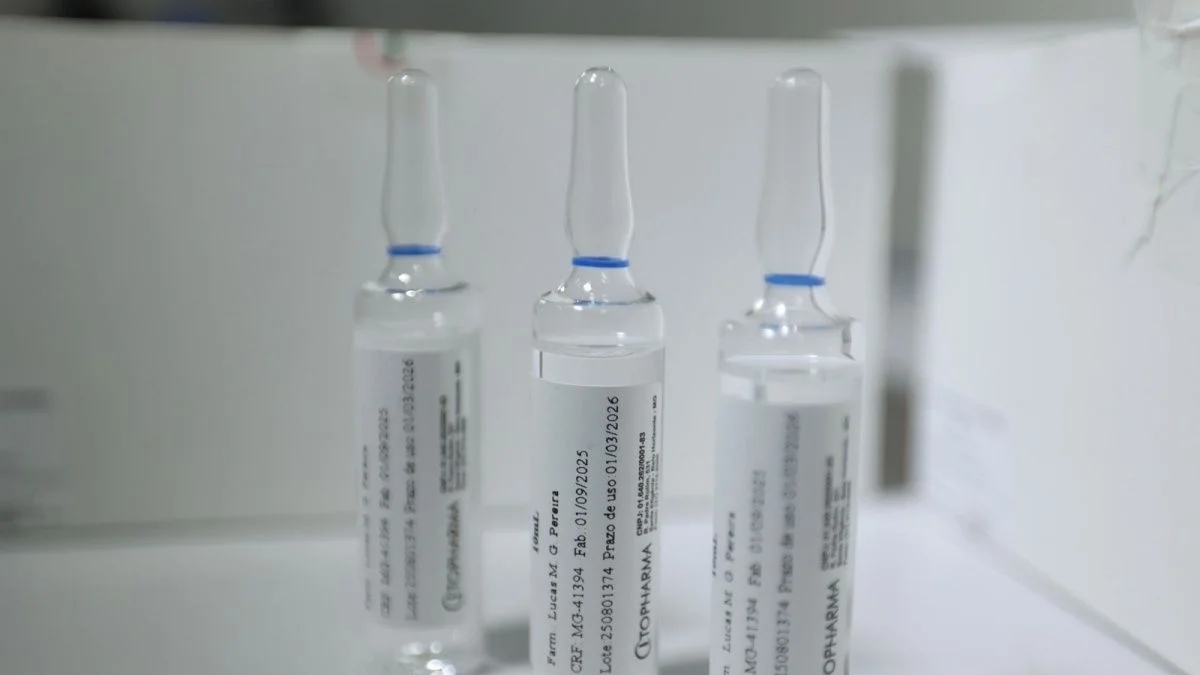 Goiás consegue 27 ampolas com antídoto para intoxicação por metanol no Hospital das Clínicas