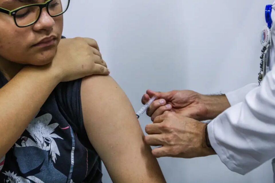 Doadores de sangue podem ter prioridade em campanhas de vacinação em Goiânia (Foto: Agência Brasil)