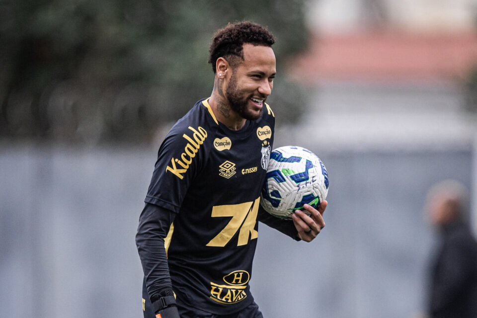 Neymar em treino pelo Santos