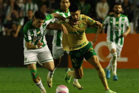 Duelo dos opostos, Palmeiras e Juventude entram em campo neste sábado