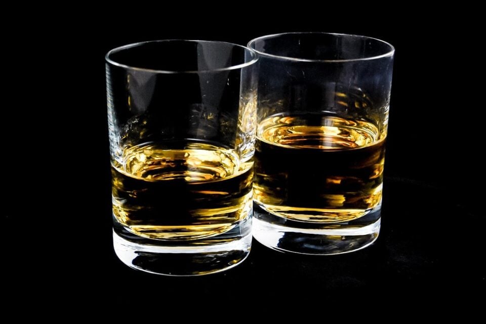 Cachaça contaminada por metanol deixou 37 mortos na Bahia em 1999; relembre (Foto: Pixabay)