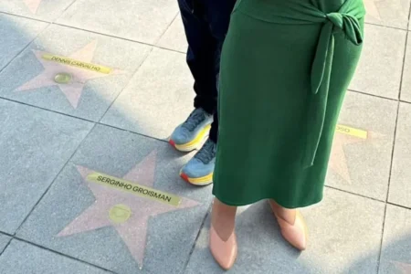 Globo inaugura calçada da fama em homenagem a veteranos nos Estúdios Globo