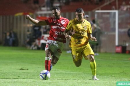 Apesar do histórico recente, Vila Nova leva a melhor