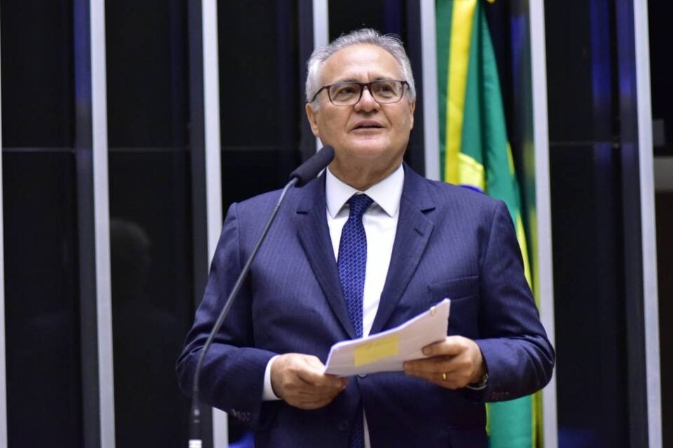 Renan Calheiros quer ouvir Vorcaro em comissão do Senado no dia 24