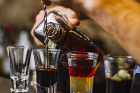 Confira as estratégias para reduzir danos Consumo de álcool pode afetar seu corpo mesmo em bebedeiras ocasionais