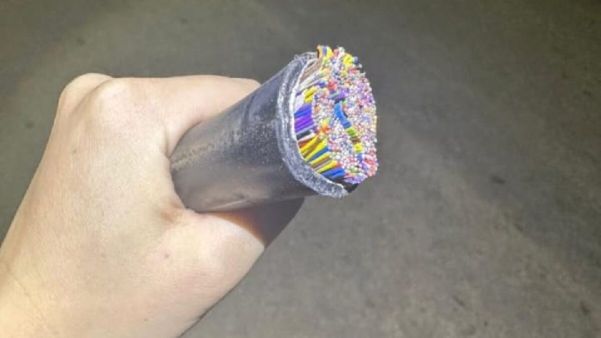 Dupla se passa por funcionários para furtar fios e é presa em Goianápolis