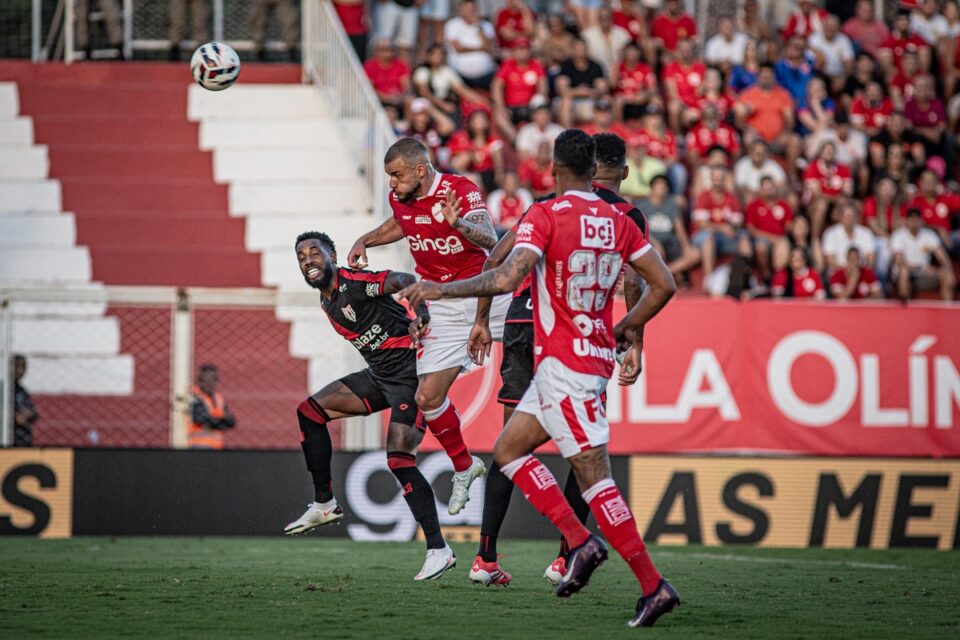 Partida entre Vila Nova e Atlético Goianiense