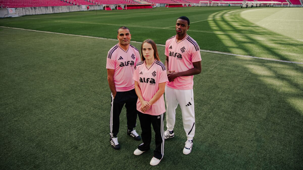 Nova camisa rosa do Internacional