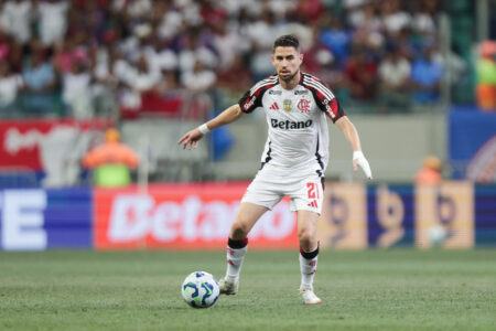 Jorginho, meia do Flamengo