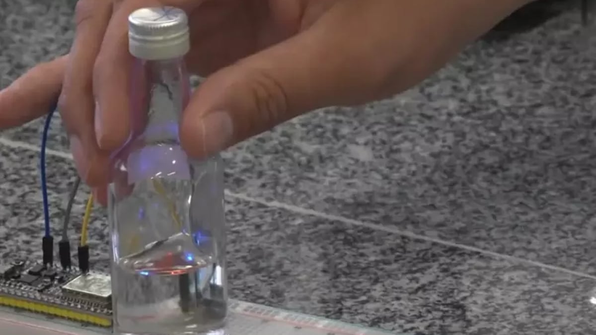 Canudo detecta contaminação por metanol