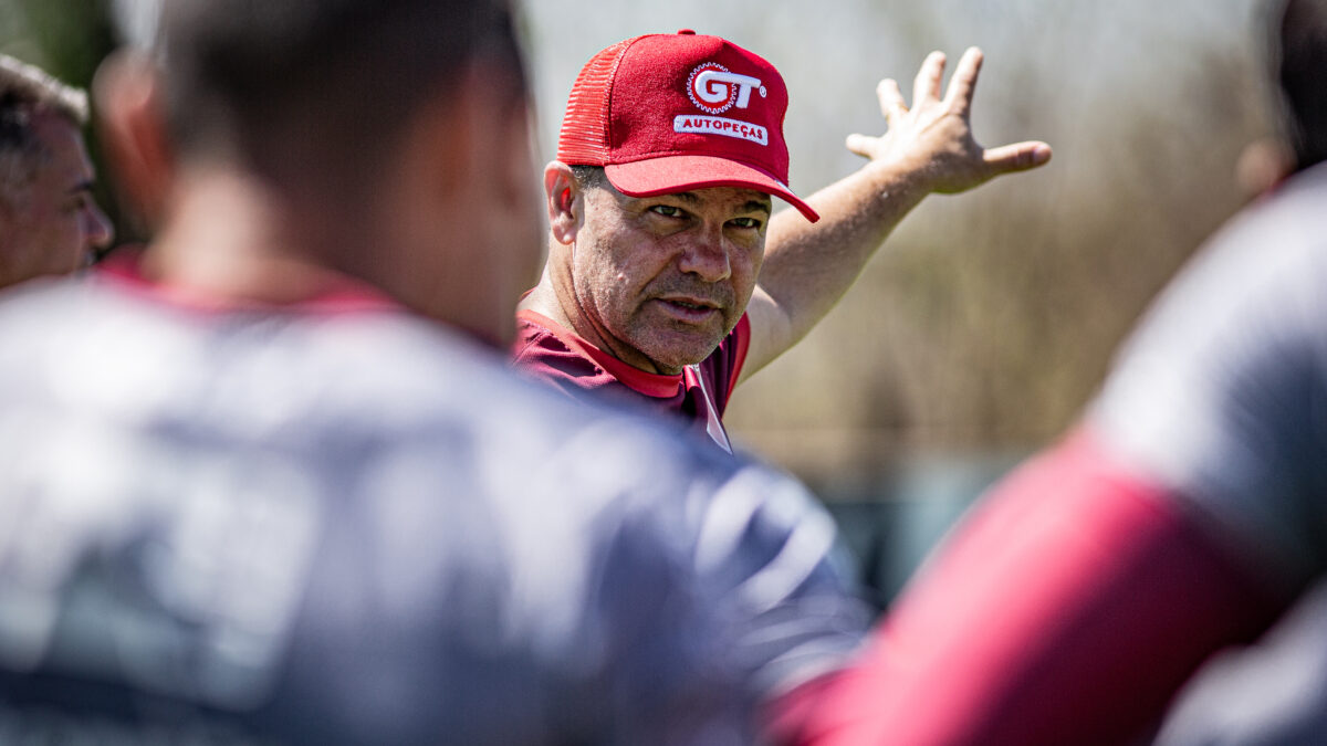 Apesar do empate Umberto Louzer vê evolução no Vila Nova