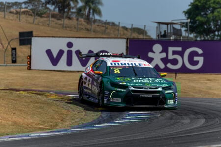 Rafael Suzuki, vencedor da corrida do Velocitta