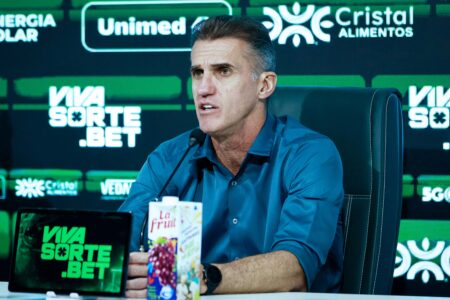 Mancini lamenta chances perdidas e não ter conseguido vencer na rodada