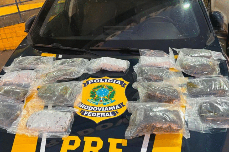 Homem é preso suspeito de transportar 20 kg de haxixe em Hidrolândia