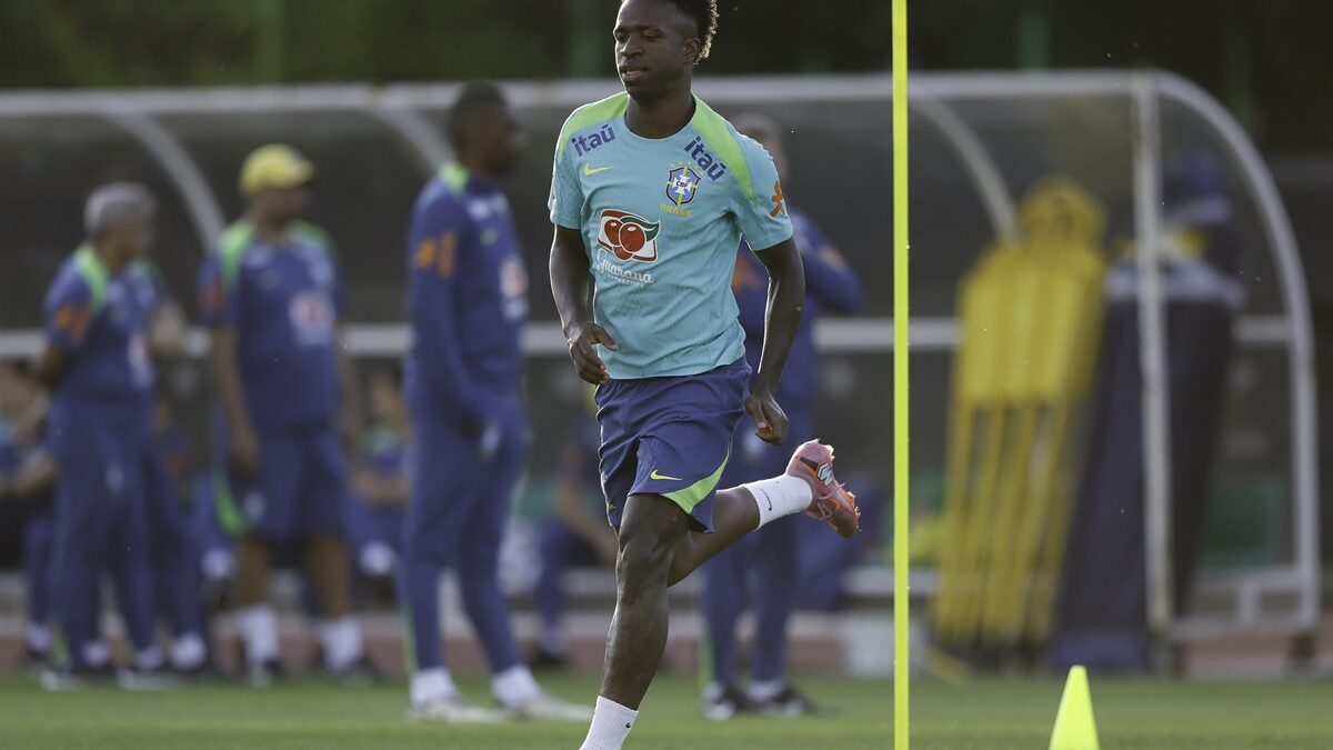 Vini Jr irá retornar a seleção brasileira após ficar de fora dos últimos jogos. Foto: Rafael Ribeiro - CBF