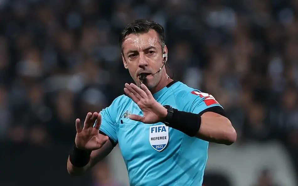 Raphael Claus será o novo árbitro para Atlético-GO Athletico PR