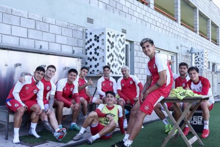 Panturrilha de jogador chama atenção na web