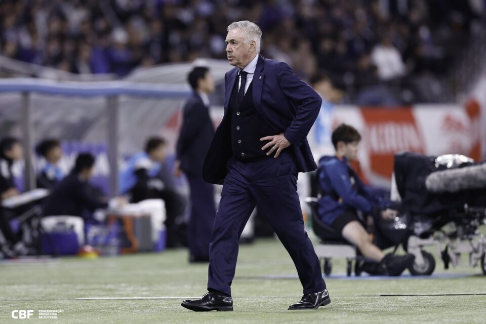 Ancelotti em jogo da seleção brasileira