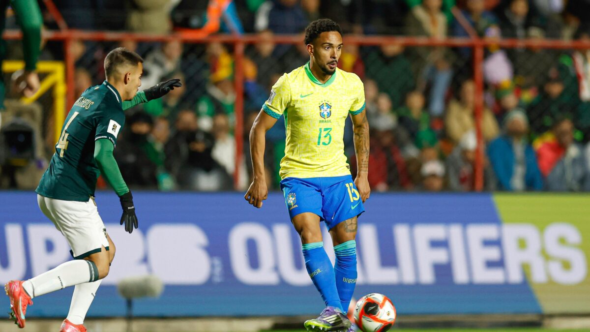 Vitinho, lateral da Seleção Brasileira