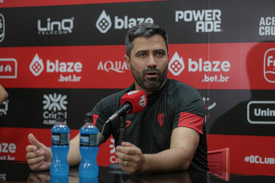 Rafael Lacerda, técnico do Atlético Goianiense
