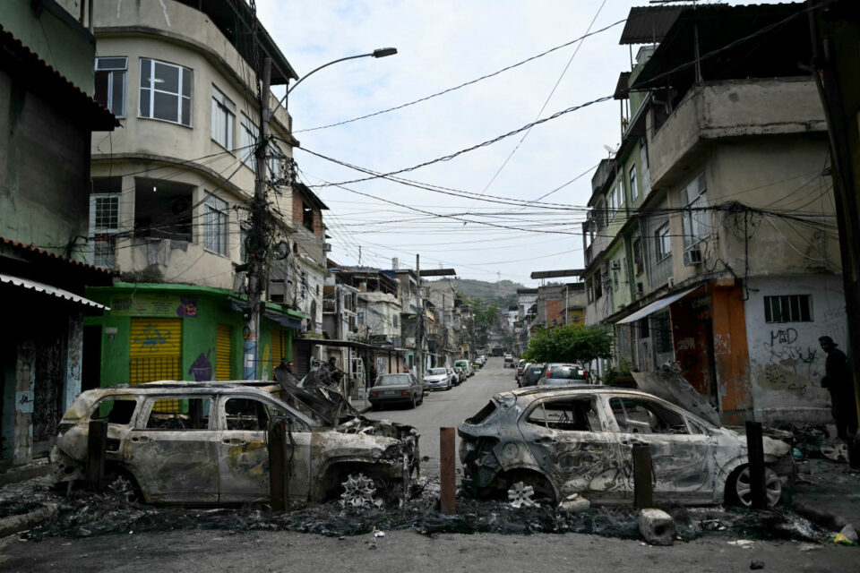 'Estamos traumatizados': moradores da Penha e do Alemão contam como é viver numa área dominada pelo tráfico