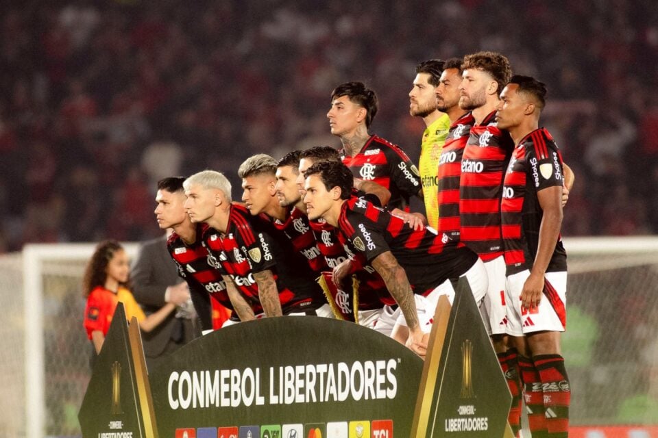 Equipe do Flamengo em jogo da Libertadores