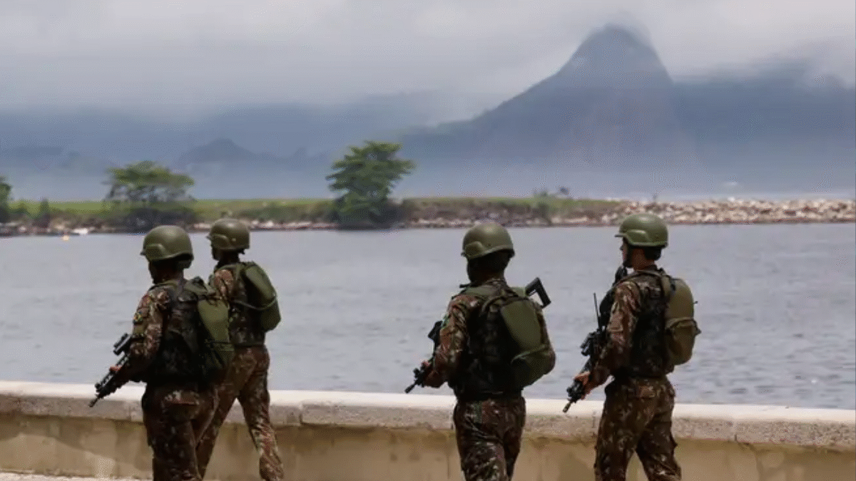 Quase 60% são a favor de colocar o Exército nas ruas do Rio de Janeiro, diz pesquisa (Foto: Agência Brasil)