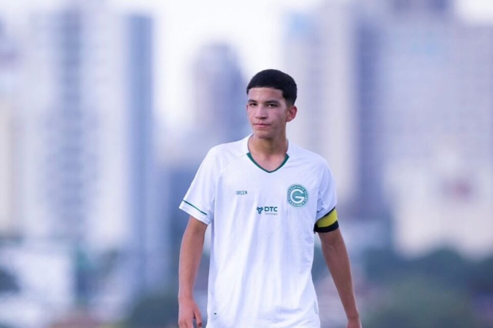 Jogador do Goiás Sub-15 morre em acidente
