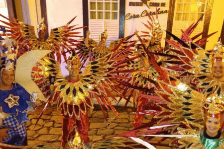 Imagem de uma apresentação de carnaval