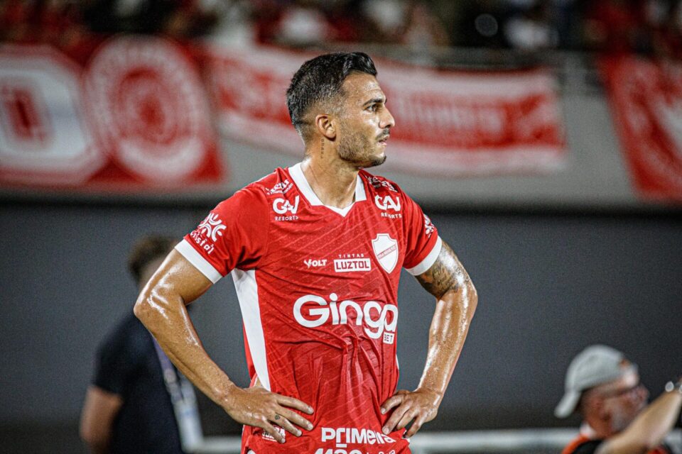 Paredes tinha vinculo até final de 2026