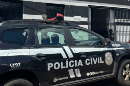 Imagem de uma viatura da polícia civil