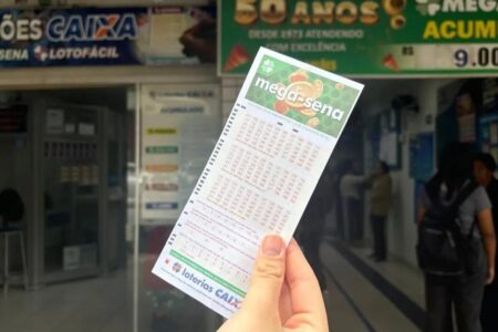 Mega-Sena acumula e prêmio vai para R$ 48 milhões; veja números mais sorteados Horário das apostas das loterias foi ampliado; confira