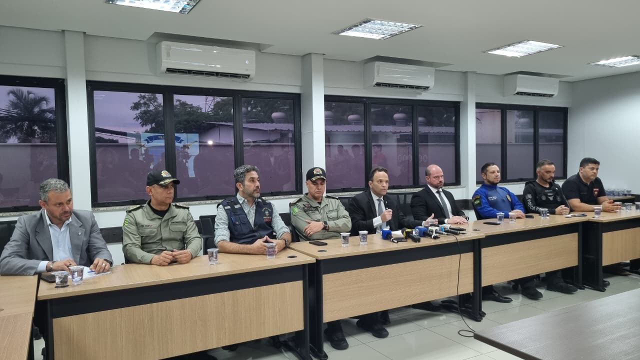 Imagem da coletiva de imprensa