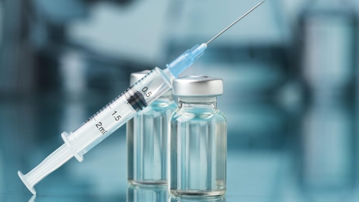 Dengue: Butantan já tem vacinas prontas à espera do aval da Anvisa Imunizante em dose única protege contra os quatro sorotipos da doença