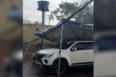 Temporal danifica base da PRF em Uruaçu