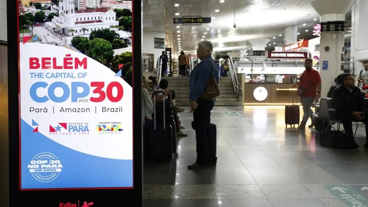 Um brigadeiro custa R$ 20 e um brownie sai por R$ 30 Preços elevados na COP30: Água por R$ 20 e coxinha a R$ 35