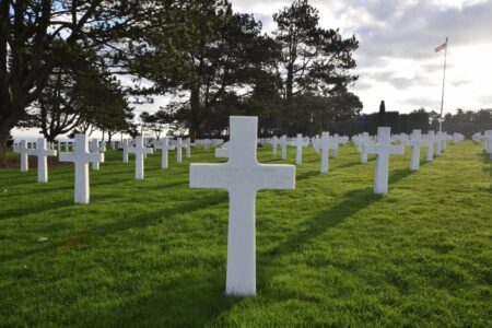 O que acontece com seus dados na internet quando você morre? Já existe gente fazendo testamento digital instagram quando morre facebook