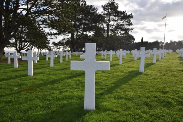 O que acontece com seus dados na internet quando você morre? Já existe gente fazendo testamento digital instagram quando morre facebook