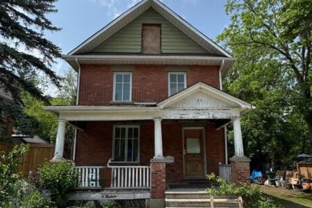 Inquilinos ouvem barulhos no porão de casa e fazem descoberta Luzes se acendiam sozinhas, gavetas apareciam abertas na cozinha e no banheiro